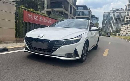 Hyundai Elantra, 2021 год, 1 037 000 рублей, 2 фотография