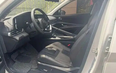 Hyundai Elantra, 2021 год, 1 037 000 рублей, 7 фотография