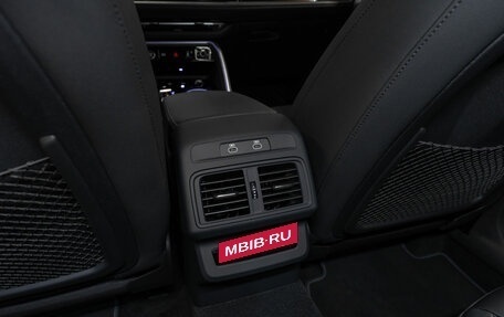 Audi Q5, 2025 год, 9 800 000 рублей, 15 фотография