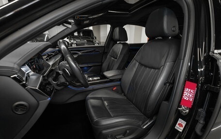 Audi A8, 2019 год, 5 800 000 рублей, 9 фотография