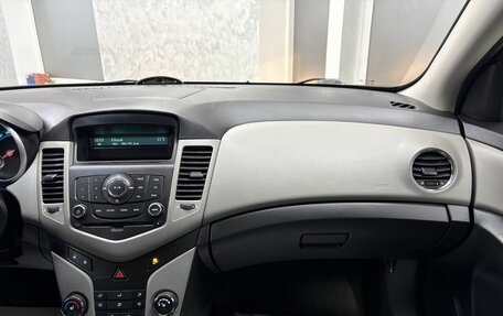 Chevrolet Cruze II, 2012 год, 999 000 рублей, 27 фотография