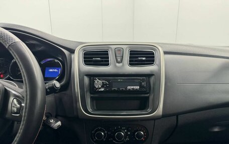 Renault Sandero II рестайлинг, 2018 год, 869 000 рублей, 15 фотография