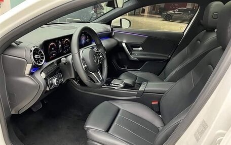 Mercedes-Benz A-Класс, 2023 год, 1 890 032 рублей, 8 фотография