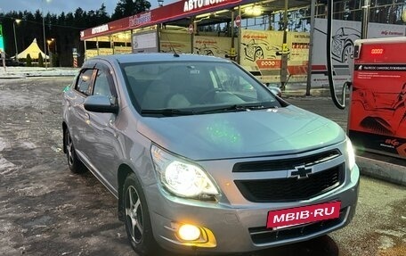 Chevrolet Cobalt II, 2013 год, 650 000 рублей, 2 фотография