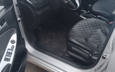 Hyundai Solaris II рестайлинг, 2012 год, 565 000 рублей, 5 фотография