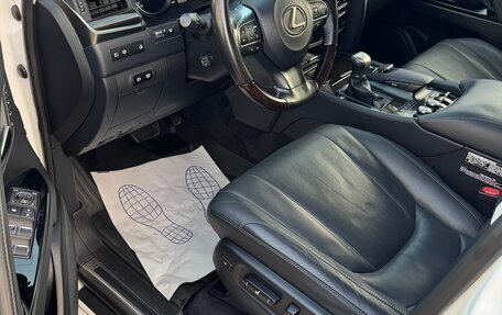 Lexus LX III, 2016 год, 6 200 000 рублей, 13 фотография