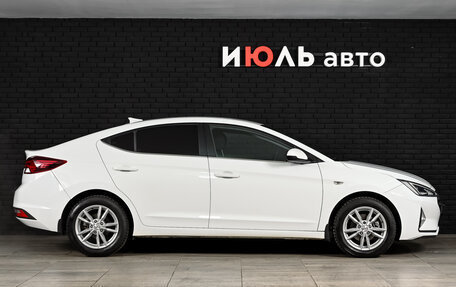 Hyundai Elantra VI рестайлинг, 2020 год, 1 800 000 рублей, 9 фотография
