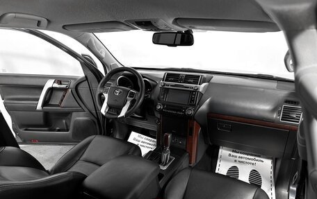 Toyota Land Cruiser Prado 150 рестайлинг 2, 2014 год, 3 497 000 рублей, 7 фотография