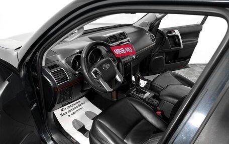 Toyota Land Cruiser Prado 150 рестайлинг 2, 2014 год, 3 497 000 рублей, 5 фотография