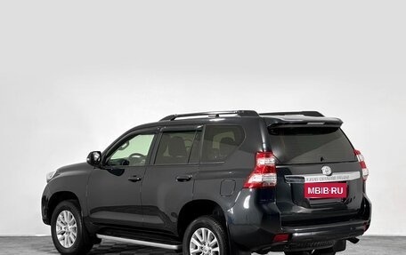 Toyota Land Cruiser Prado 150 рестайлинг 2, 2014 год, 3 497 000 рублей, 4 фотография