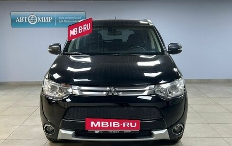 Mitsubishi Outlander III рестайлинг 3, 2014 год, 1 488 000 рублей, 2 фотография