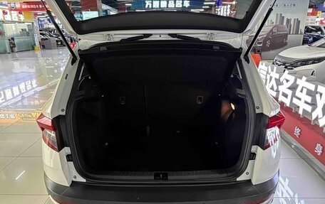 Skoda Karoq I, 2023 год, 1 890 032 рублей, 18 фотография