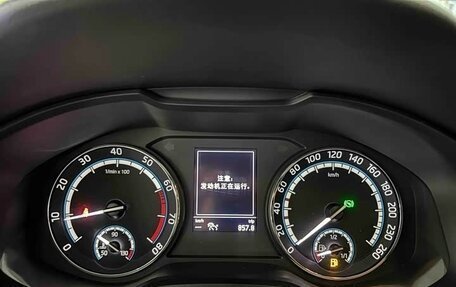 Skoda Karoq I, 2023 год, 1 890 032 рублей, 15 фотография