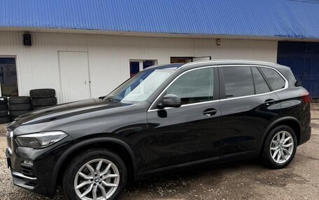 BMW X5, 2020 год, 6 000 000 рублей, 2 фотография
