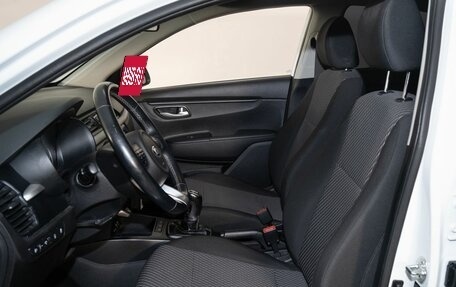 KIA Rio IV, 2017 год, 1 382 000 рублей, 6 фотография