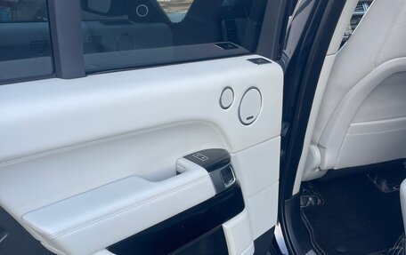 Land Rover Range Rover IV рестайлинг, 2014 год, 3 700 000 рублей, 19 фотография