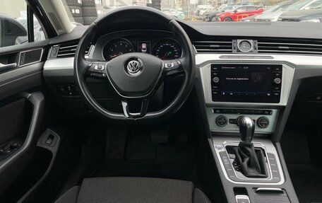 Volkswagen Passat B8 рестайлинг, 2019 год, 2 250 000 рублей, 12 фотография