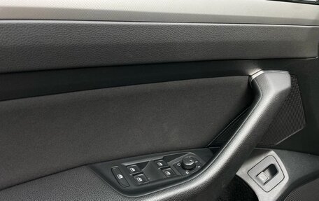 Volkswagen Passat B8 рестайлинг, 2019 год, 2 250 000 рублей, 8 фотография