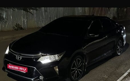 Toyota Camry, 2016 год, 2 200 000 рублей, 8 фотография