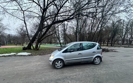 Mercedes-Benz A-Класс, 2002 год, 280 000 рублей, 2 фотография