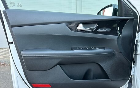 KIA Cerato IV, 2021 год, 2 550 000 рублей, 30 фотография