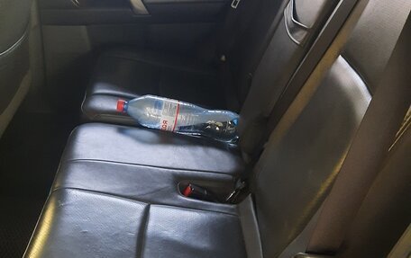 Toyota Land Cruiser Prado 150 рестайлинг 2, 2011 год, 3 000 000 рублей, 9 фотография