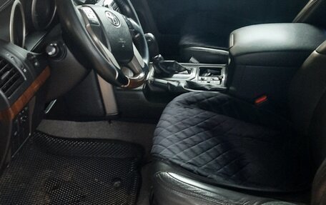 Toyota Land Cruiser Prado 150 рестайлинг 2, 2011 год, 3 000 000 рублей, 10 фотография