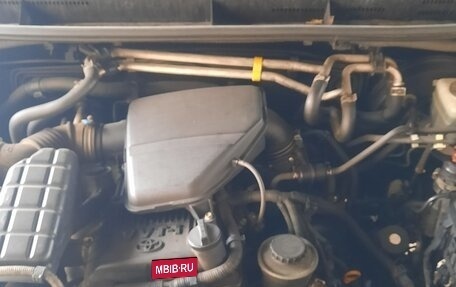 Toyota Land Cruiser Prado 150 рестайлинг 2, 2011 год, 3 000 000 рублей, 16 фотография