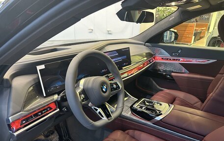 BMW 7 серия, 2025 год, 26 312 000 рублей, 8 фотография