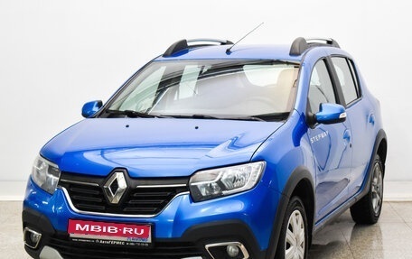 Renault Sandero II рестайлинг, 2020 год, 1 080 000 рублей, 1 фотография