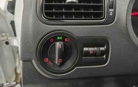 Volkswagen Polo VI (EU Market), 2016 год, 750 000 рублей, 11 фотография