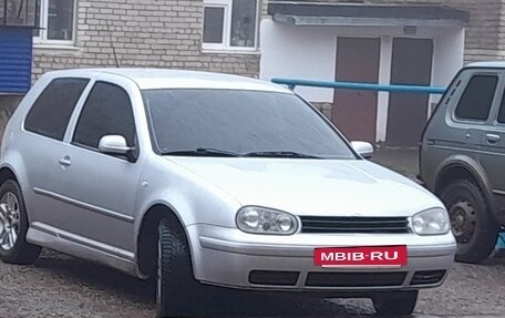Volkswagen Golf IV, 2001 год, 235 000 рублей, 2 фотография