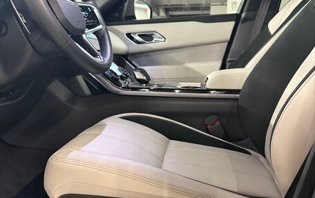 Land Rover Range Rover Velar I, 2022 год, 7 500 000 рублей, 12 фотография