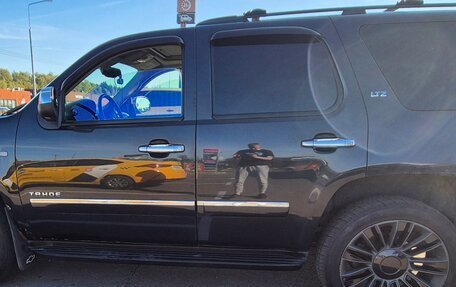 Chevrolet Tahoe III, 2011 год, 2 250 000 рублей, 4 фотография