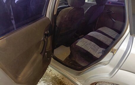 Ford Focus IV, 2004 год, 260 000 рублей, 13 фотография