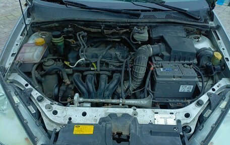 Ford Focus IV, 2004 год, 260 000 рублей, 11 фотография