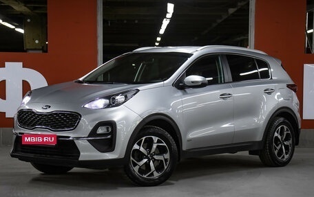 KIA Sportage IV рестайлинг, 2020 год, 2 598 000 рублей, 1 фотография