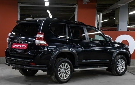 Toyota Land Cruiser Prado 150 рестайлинг 2, 2016 год, 3 198 000 рублей, 5 фотография