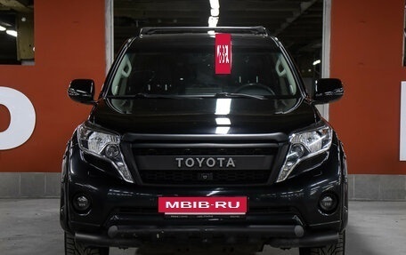 Toyota Land Cruiser Prado 150 рестайлинг 2, 2016 год, 3 198 000 рублей, 2 фотография