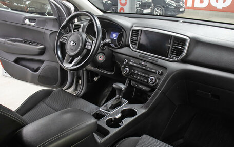 KIA Sportage IV рестайлинг, 2020 год, 2 598 000 рублей, 11 фотография