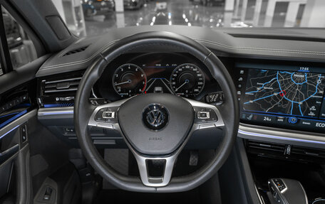 Volkswagen Touareg III, 2020 год, 5 950 000 рублей, 10 фотография