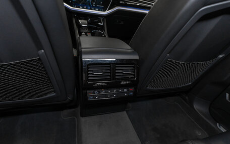 Volkswagen Touareg III, 2020 год, 5 950 000 рублей, 14 фотография