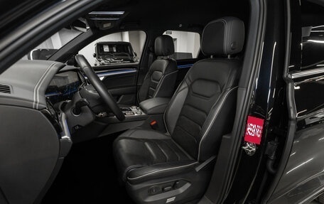 Volkswagen Touareg III, 2020 год, 5 950 000 рублей, 9 фотография