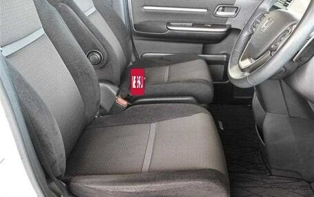 Honda Stepwgn IV, 2019 год, 1 690 007 рублей, 16 фотография