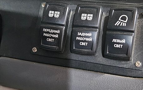 Mitsubishi Delica IV, 1997 год, 2 200 000 рублей, 17 фотография