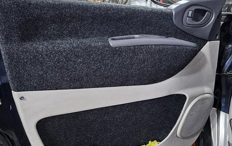 Mitsubishi Delica IV, 1997 год, 2 200 000 рублей, 14 фотография