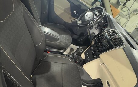 Renault Logan II, 2015 год, 510 000 рублей, 8 фотография