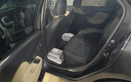 Renault Logan II, 2015 год, 510 000 рублей, 9 фотография