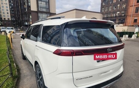 KIA Carnival, 2021 год, 4 400 000 рублей, 5 фотография