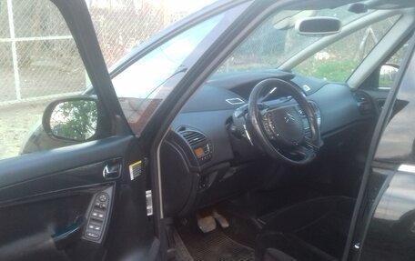 Citroen C4 Picasso II рестайлинг, 2009 год, 610 000 рублей, 8 фотография